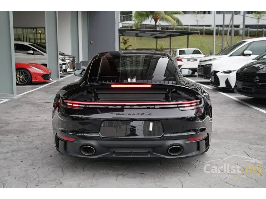 2023 Porsche 911 Carrera 4 GTS Coupe