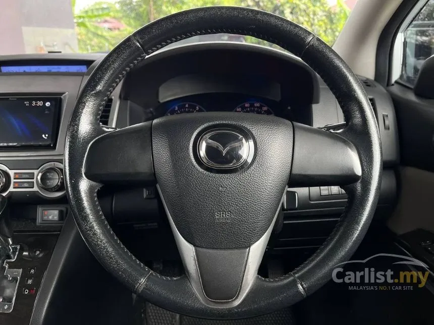 2012 Mazda 8 MPV