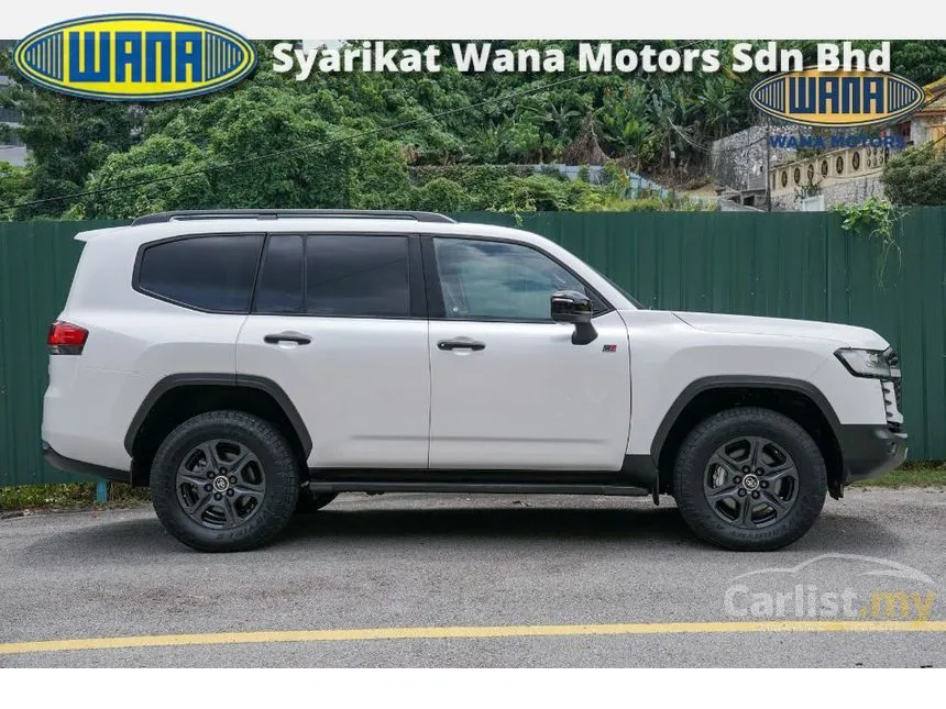 2023 Toyota Land Cruiser J300 GR Sport SUV