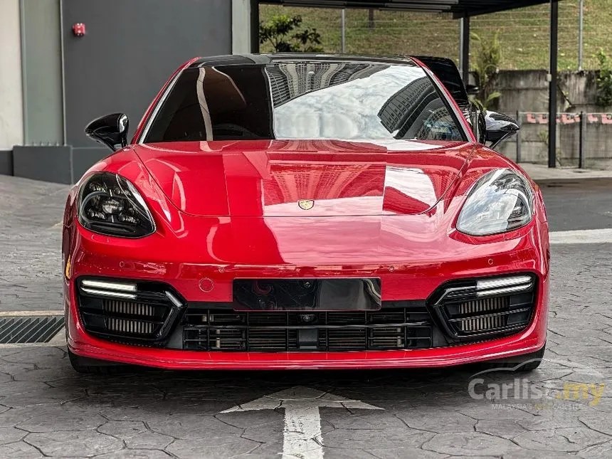 2019 Porsche Panamera GTS Hatchback