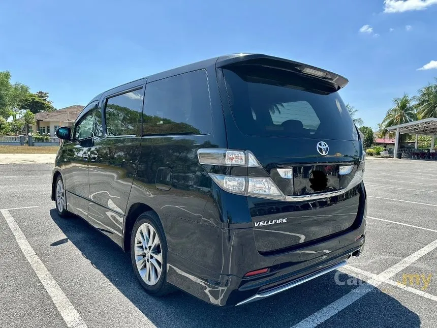 2011 Toyota Vellfire Z MPV