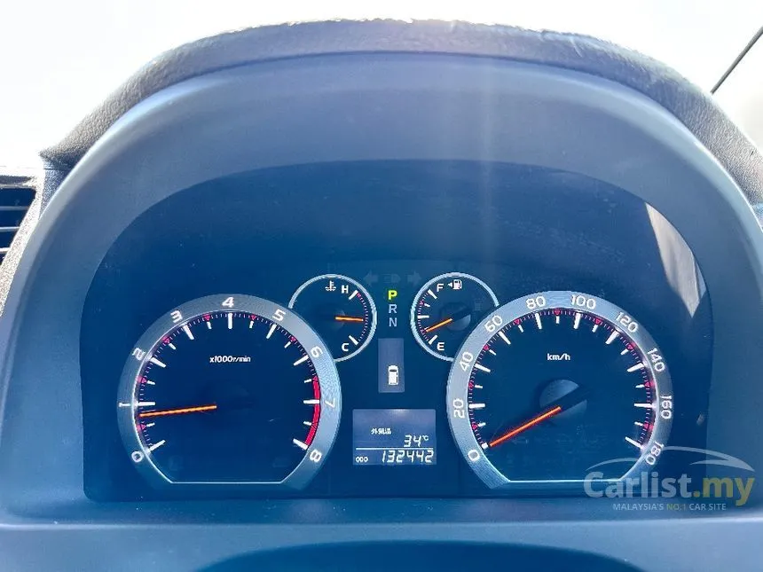 2011 Toyota Vellfire Z MPV