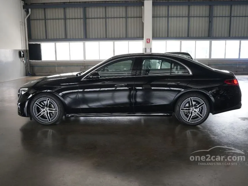 2025 Mercedes-Benz E220 d AMG Line (Launch Edition) Sedan