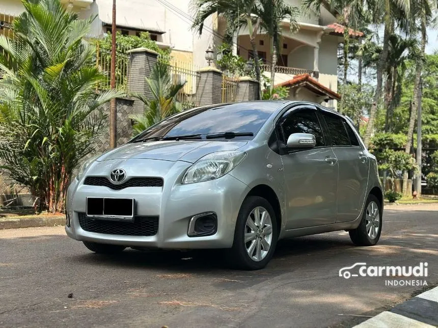 2012 Toyota Yaris J Hatchback