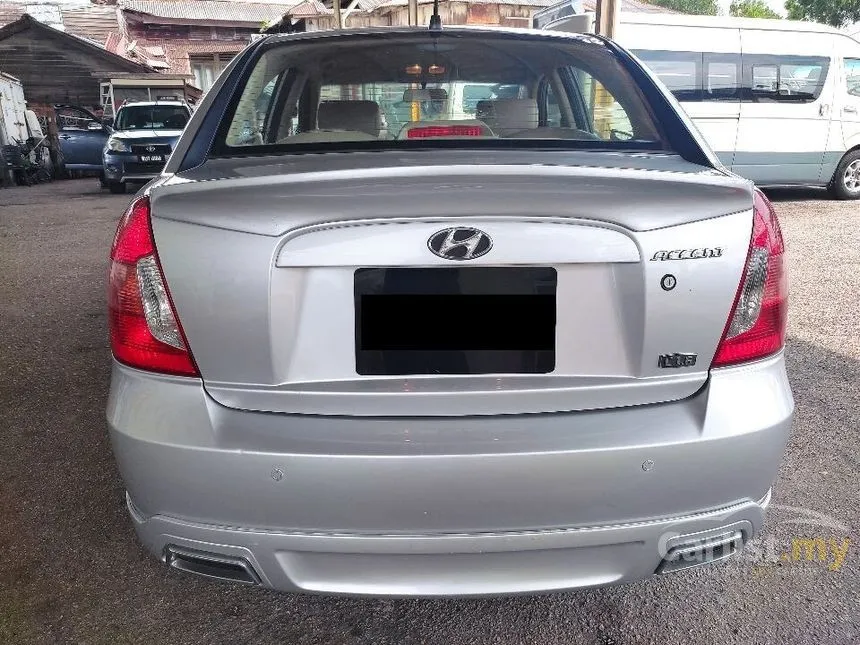 2009 Hyundai Accent Sedan