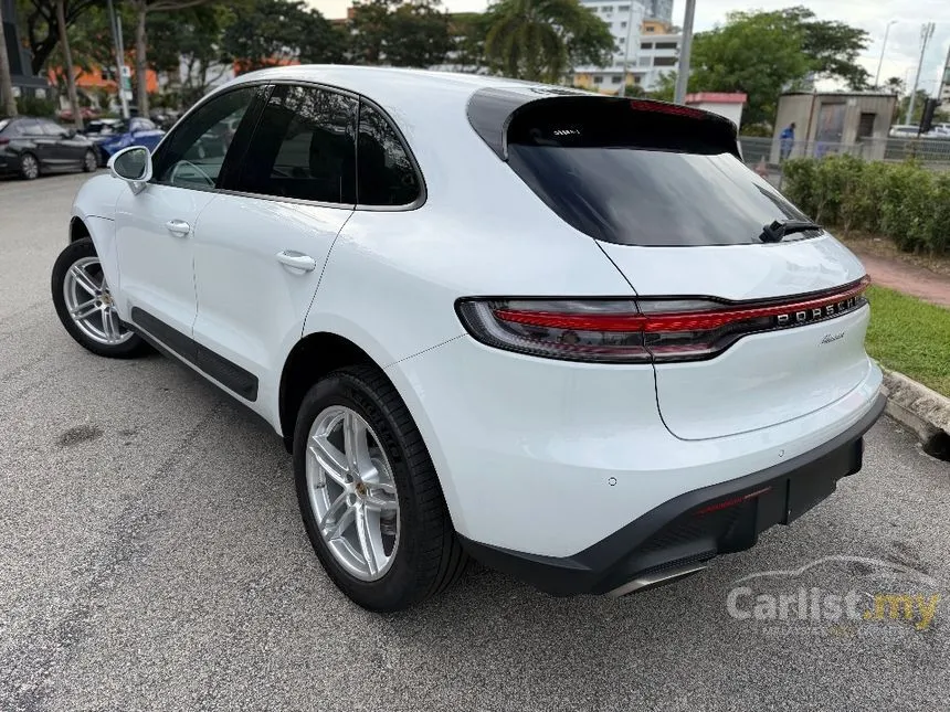 2023 Porsche Macan SUV