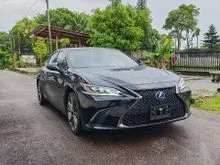 2021 Lexus ES 300h 2.5 F Sport Sedan