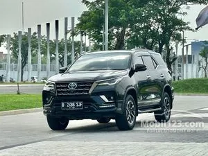 2022 Toyota Fortuner 2.4 VRZ GR SPORT 4X2 SUV