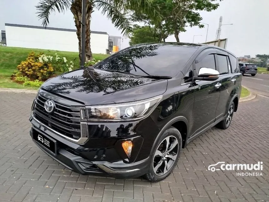 2021 Toyota Kijang Innova Venturer MPV