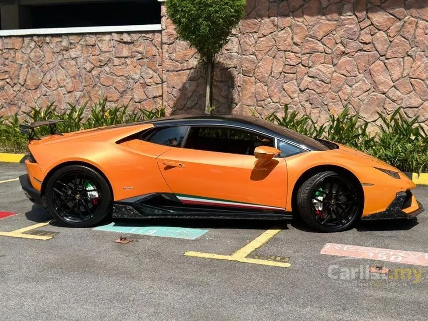 2014 Lamborghini Huracan LP610-4 Coupe