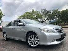 Toyota Camry 2.5 V Sedan KEY LESS DUAL ELECTRONIC SEAT