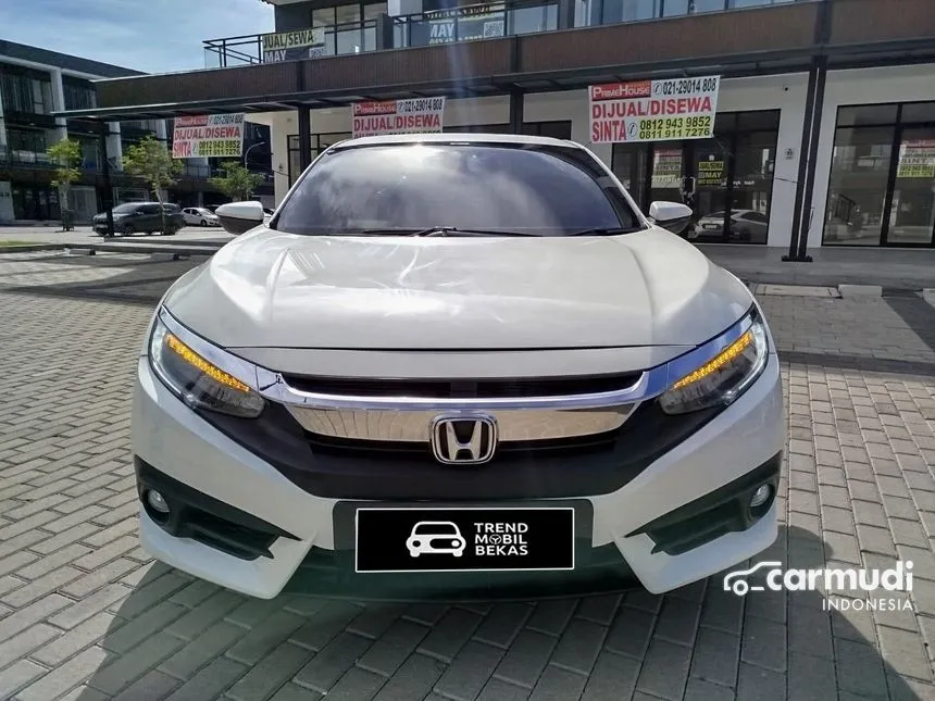 2018 Honda Civic ES Sedan