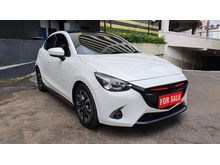 Mazda 2 HB R AT Skyactive 2017 Putih Pemakaian 2018 - Tangan 1 - Km 30ribuan - TDP 31 Juta bisa nego - MURAH