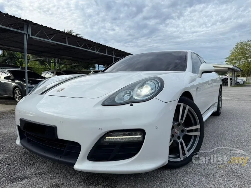 2011 Porsche Panamera 4S Hatchback