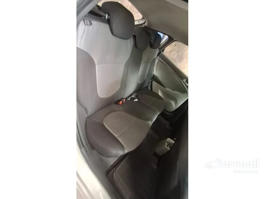 2013 Hyundai Grand Avega SG Hatchback