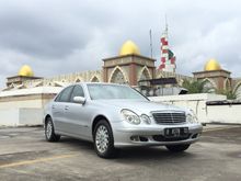 2003 Mercedes-Benz E260 Elegance Mewah terawat like new