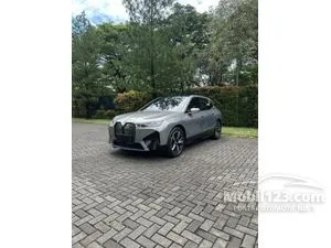 2023 BMW iX xDrive40 Sport SUV