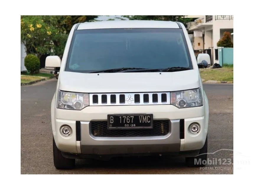 Jual Mobil Mitsubishi Delica 2014 D5 2.0 di Banten Automatic Van Wagon Putih Rp 170.000.000