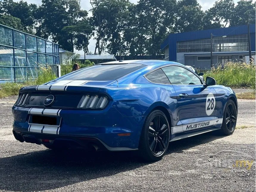 2018 Ford MUSTANG Coupe