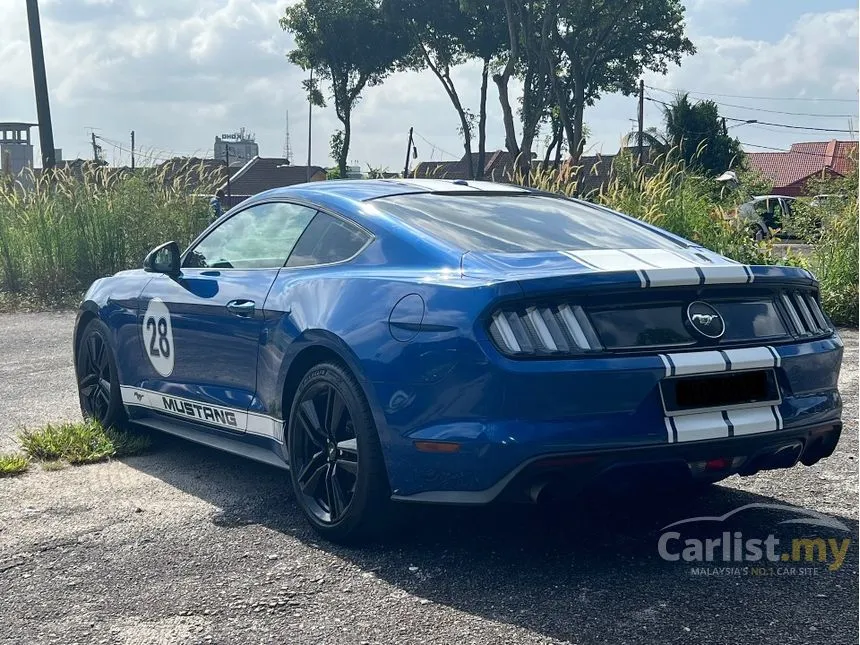 2018 Ford MUSTANG Coupe