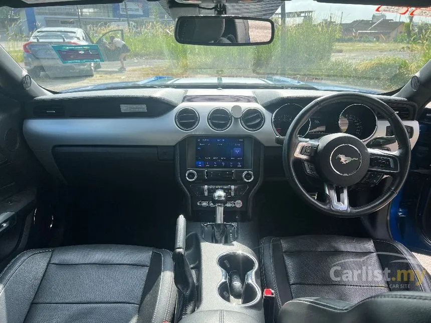 2018 Ford MUSTANG Coupe