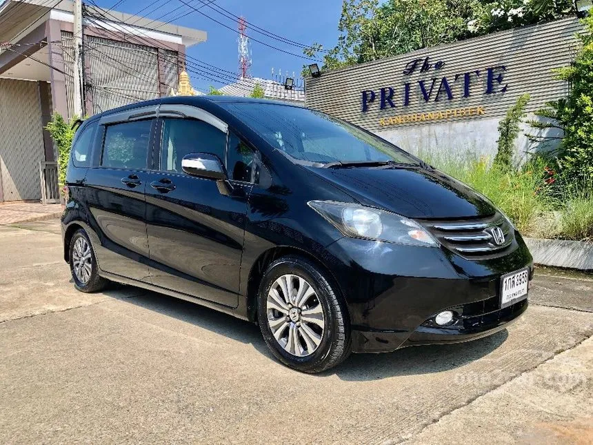 2012 Honda Freed SE Wagon