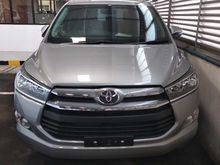 Toyota Kijang Innova 2.4 G MPV ON THE ROAD
