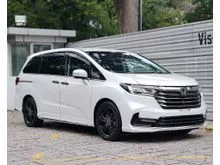 2022 Honda Odyssey 2.4 Absolute EX, GRADE 4.5B, ORI 16K KM, 360 CAMERA, BSM, CMBS, LKAS, 7 SEATERS. HEATER SEAT, LED HEADLIGHTS