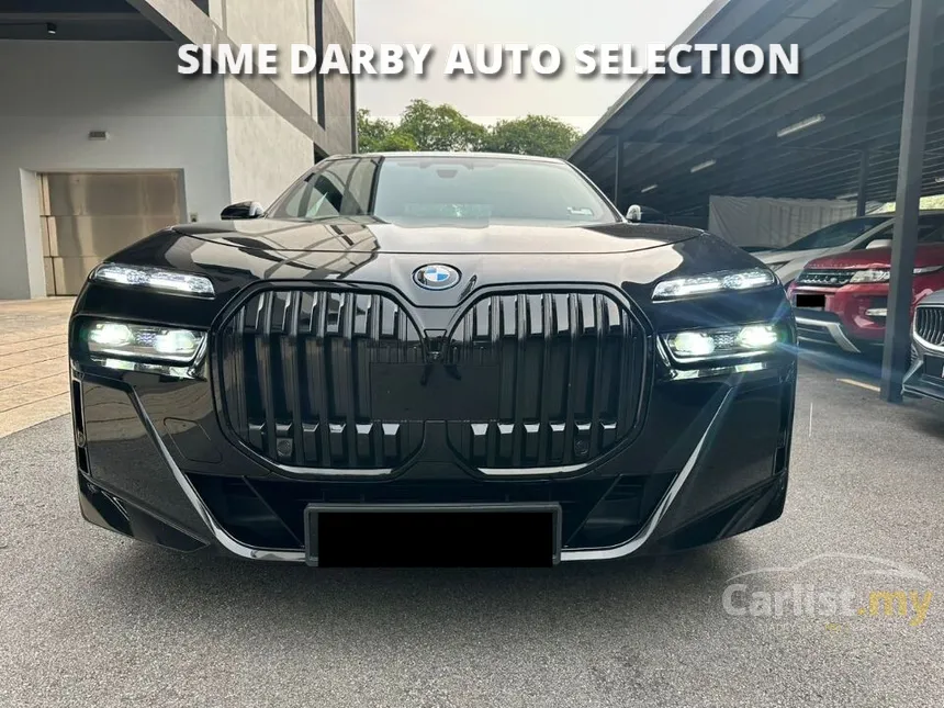 2022 BMW i7 xDrive60 M Sport Sedan