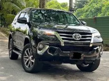TOYOTA FORTUNER 2.7 SRZ SUV 4X4 PETROL 1DIRECTOR CAR HEALTH WITH WELL MAINTENANCE BUY AND DRIVE SUSPENSION GEARBOX ALL HEALTH