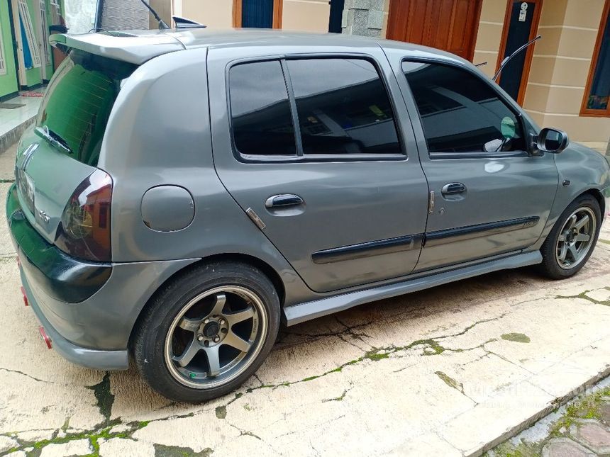  Jual  Mobil Renault  Clio  2004 II 1 4 di Jawa Barat Manual 