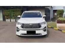 2025 Toyota Kijang Innova Zenix 2.0 Q HV TSS Modellista (Premium Color) MPV LIKE NEW