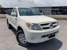 TOYOTA HILUX 2.5 G (M)ONE OWNER ONLY