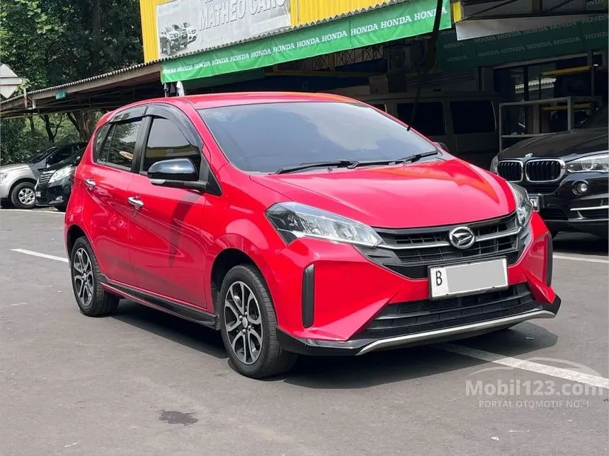 2022 Daihatsu Sirion R Hatchback