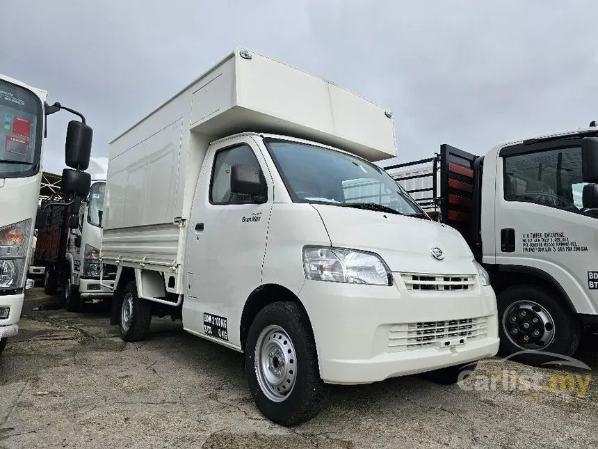 2023 Daihatsu Gran Max Hawker Cab Chassis