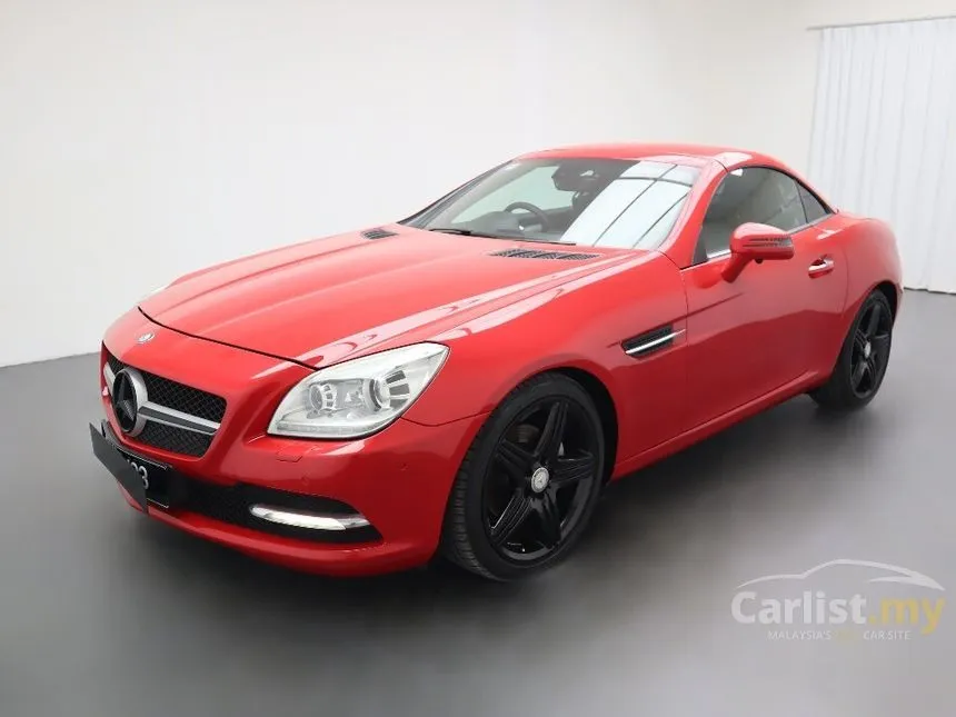 2011 Mercedes-Benz SLK200 AMG Sport Convertible