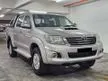 Used 2014 Toyota Hilux 2.5 G VNT Dual Cab Pickup Truck / WITH WARRANTY
