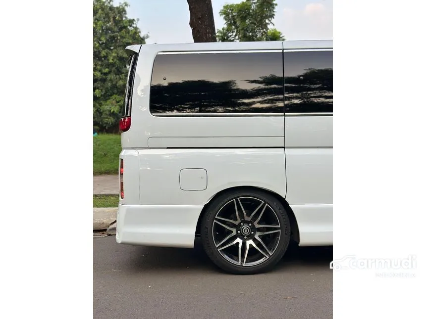 2010 Nissan Elgrand MPV