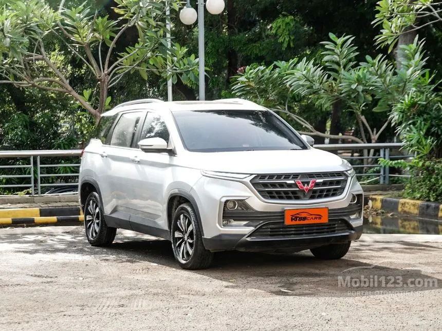 Jual Mobil Wuling Almaz 2019 Exclusive 5 Seater 1.5 di DKI Jakarta Automatic SUV Silver Rp 145.000.000