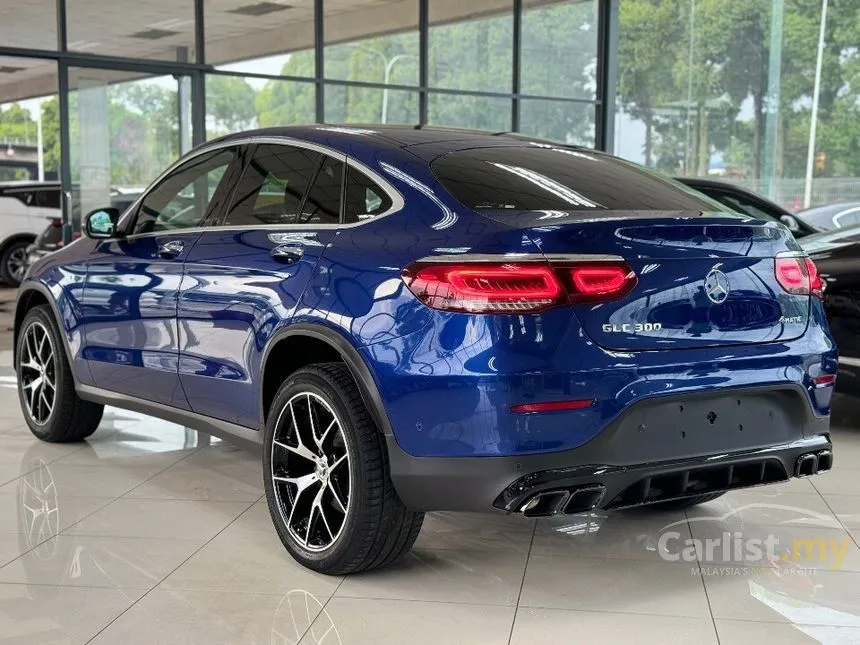 2020 Mercedes-Benz GLC300 4MATIC AMG Line Coupe