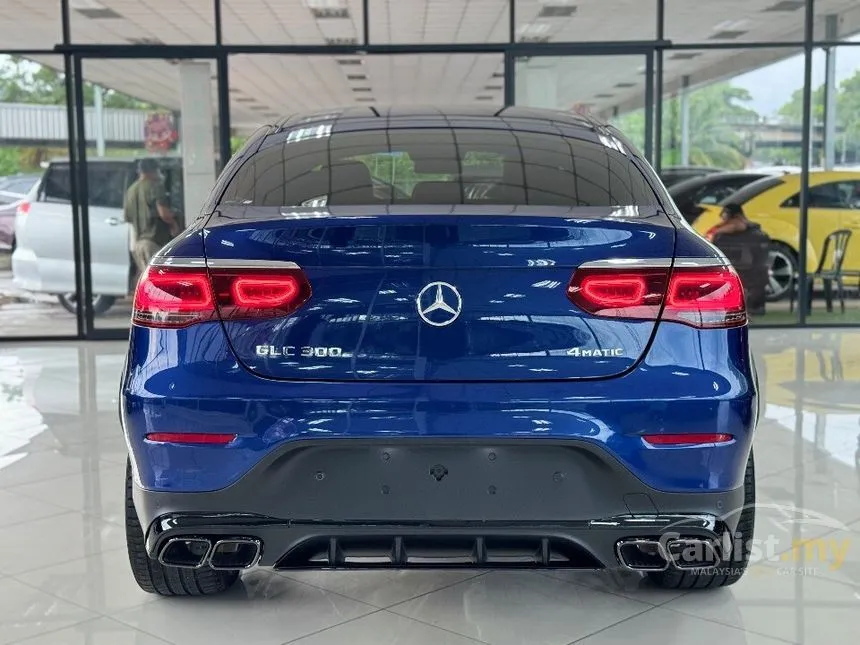 2020 Mercedes-Benz GLC300 4MATIC AMG Line Coupe