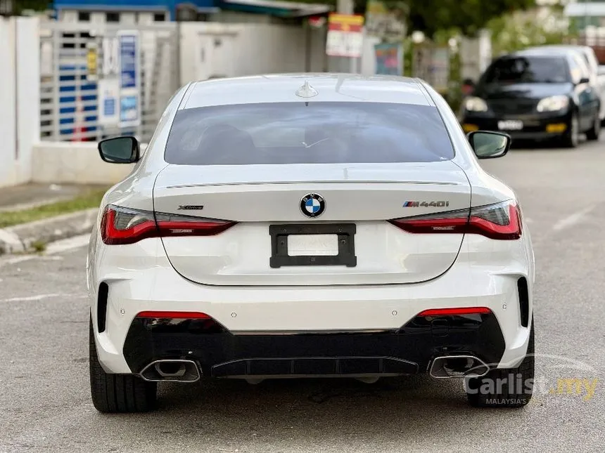 2022 BMW M440i xDrive Coupe