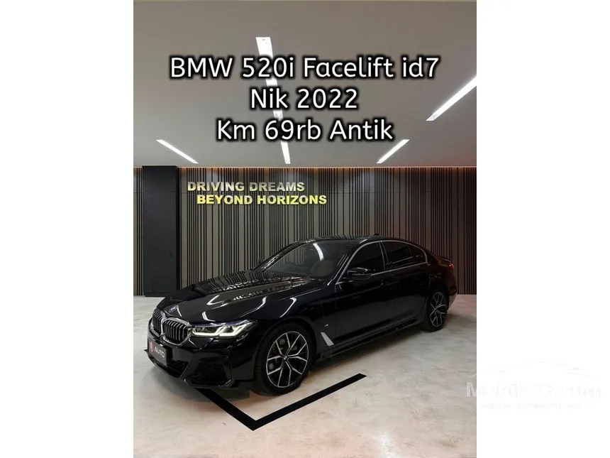 2022 BMW 520i M Sport Sedan