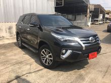 2015 Toyota Fortuner 2.8 (ปี 15-18) V 4WD Wagon AT