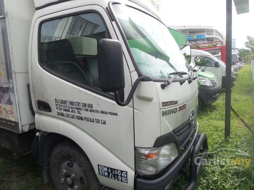 Hino 300 Series 2017 2 8 In Kuala Lumpur Manual Lorry White For Rm 2017 Hino 300 Series Lorry