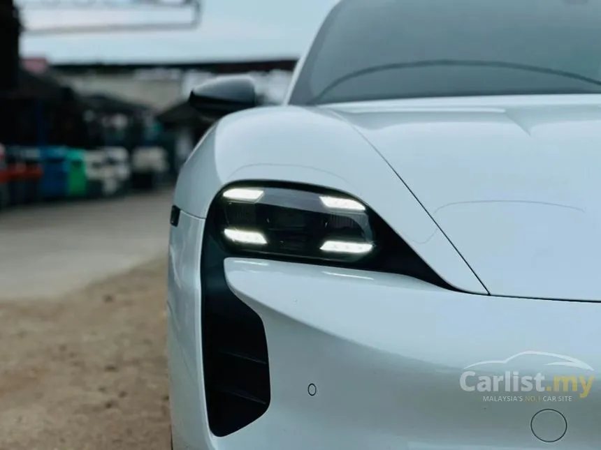 2022 Porsche Taycan GTS Sedan