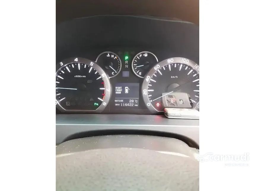 2012 Toyota Alphard G MPV