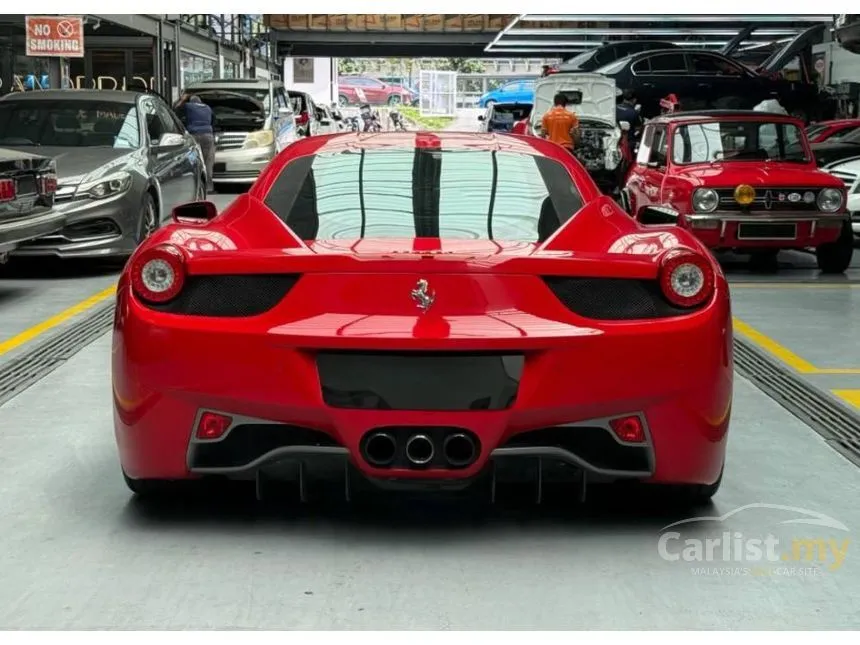 2010 Ferrari 458 Italia Coupe