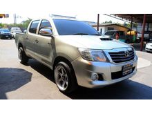 2012 Toyota Hilux Vigo 2.5 CHAMP DOUBLE CAB (ปี 11-15) E Pickup MT
