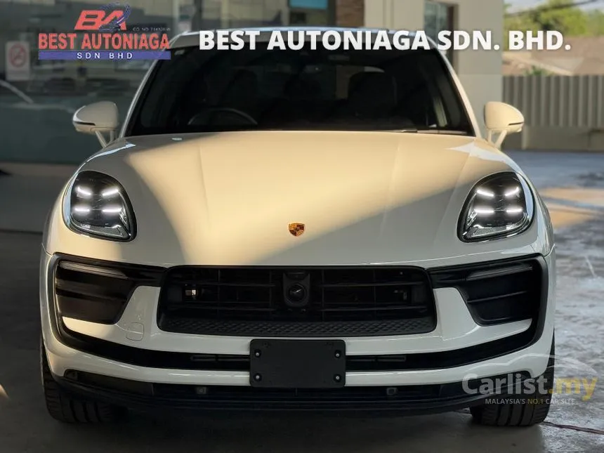 2023 Porsche Macan SUV